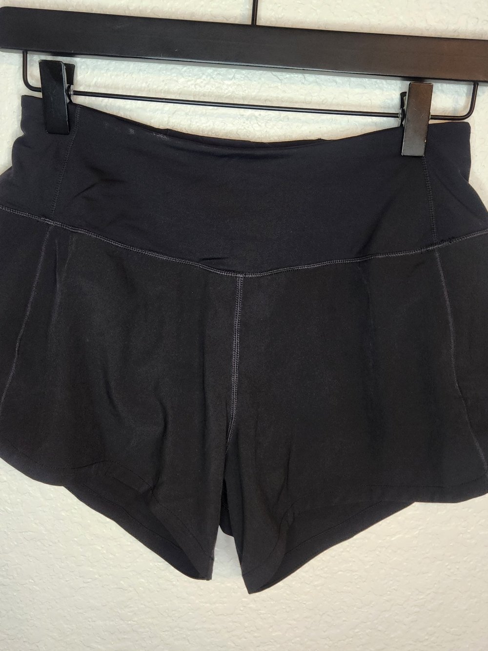 Cozi Women's Black High-Waist Performance Shorts size S c123ws1 Nwt